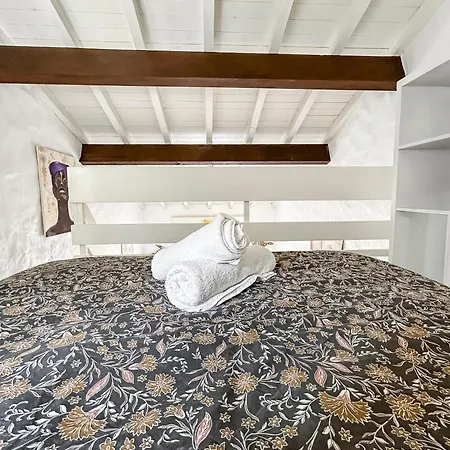 Apartment Douceur De Vivre, Calme Et Jardin 3 Médis