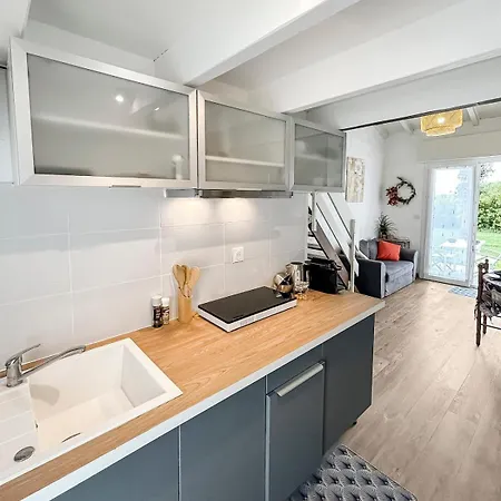 Apartment Douceur De Vivre, Calme Et Jardin 3