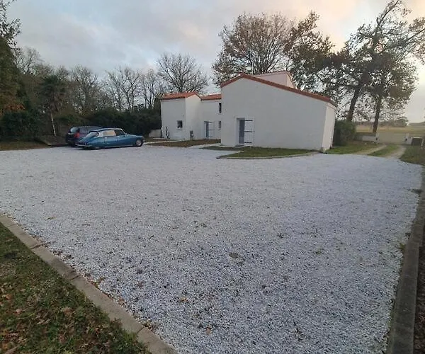 Apartamento Douceur De Vivre, Calme Et Jardin 3