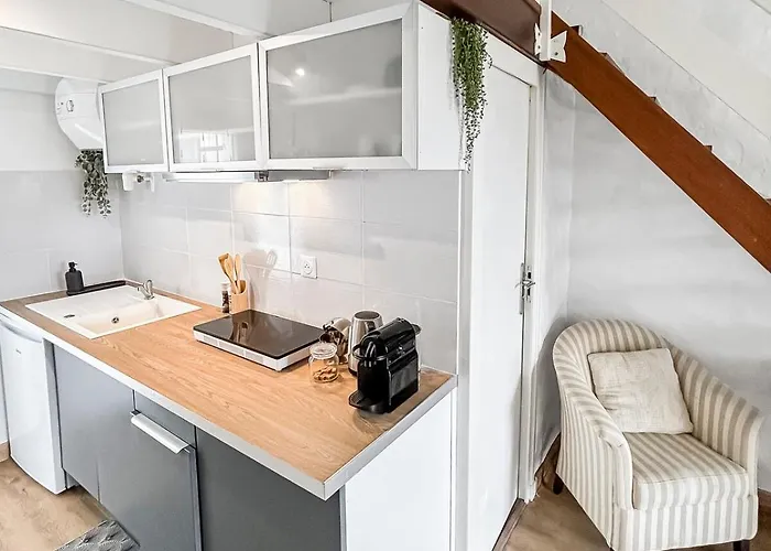 Douceur De Vivre, Calme Et Jardin 3 Médis